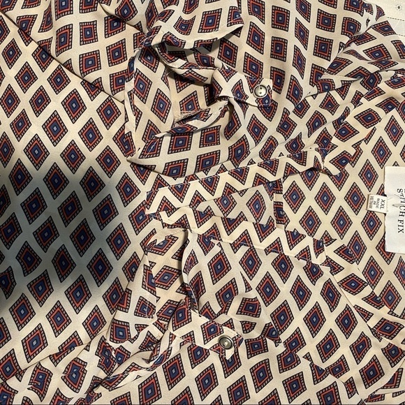 Alice Blue Stitch Fix Blouse Top Shirt Sz XXLV Neck Short Sleeves Diamonds print - Picture 10 of 13